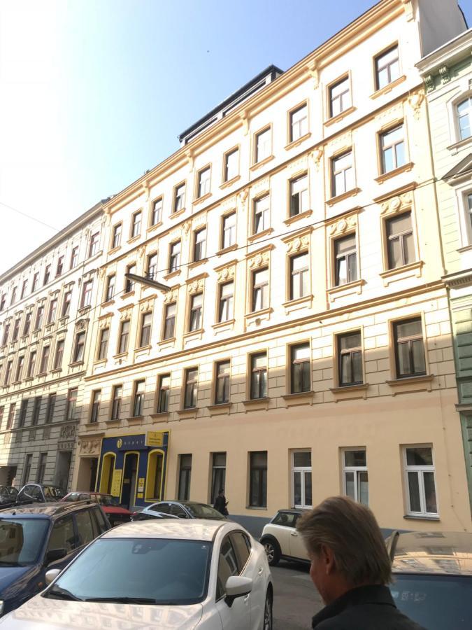 As Small As Caravans Vienna Exterior photo